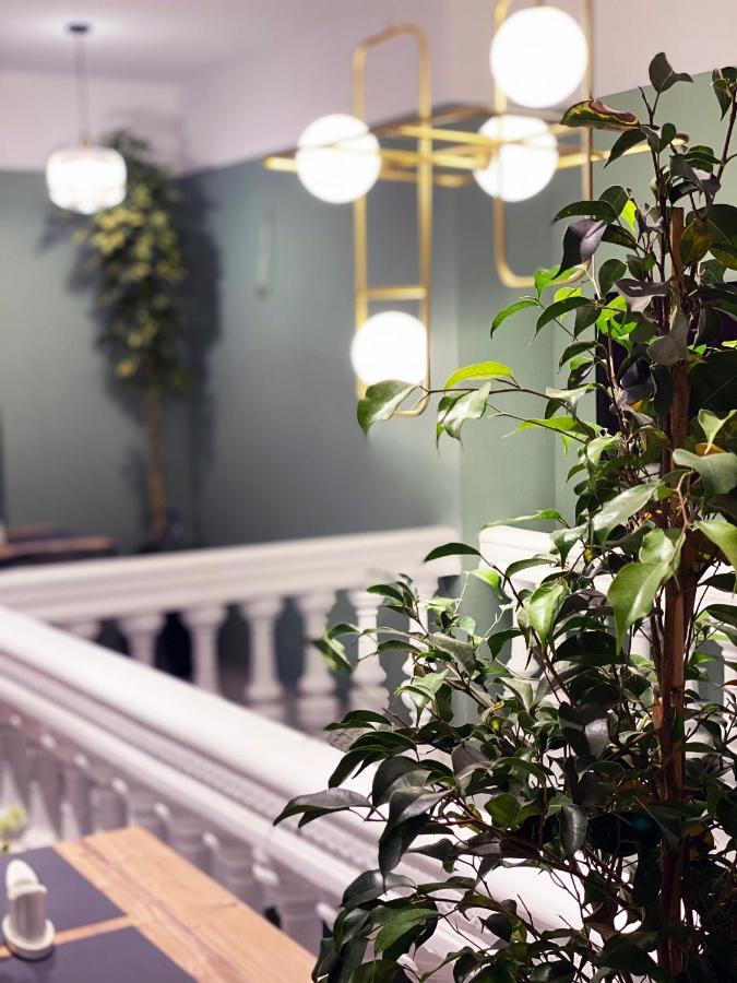 Vera Hills Boutique Hotel ティビリシ エクステリア 写真