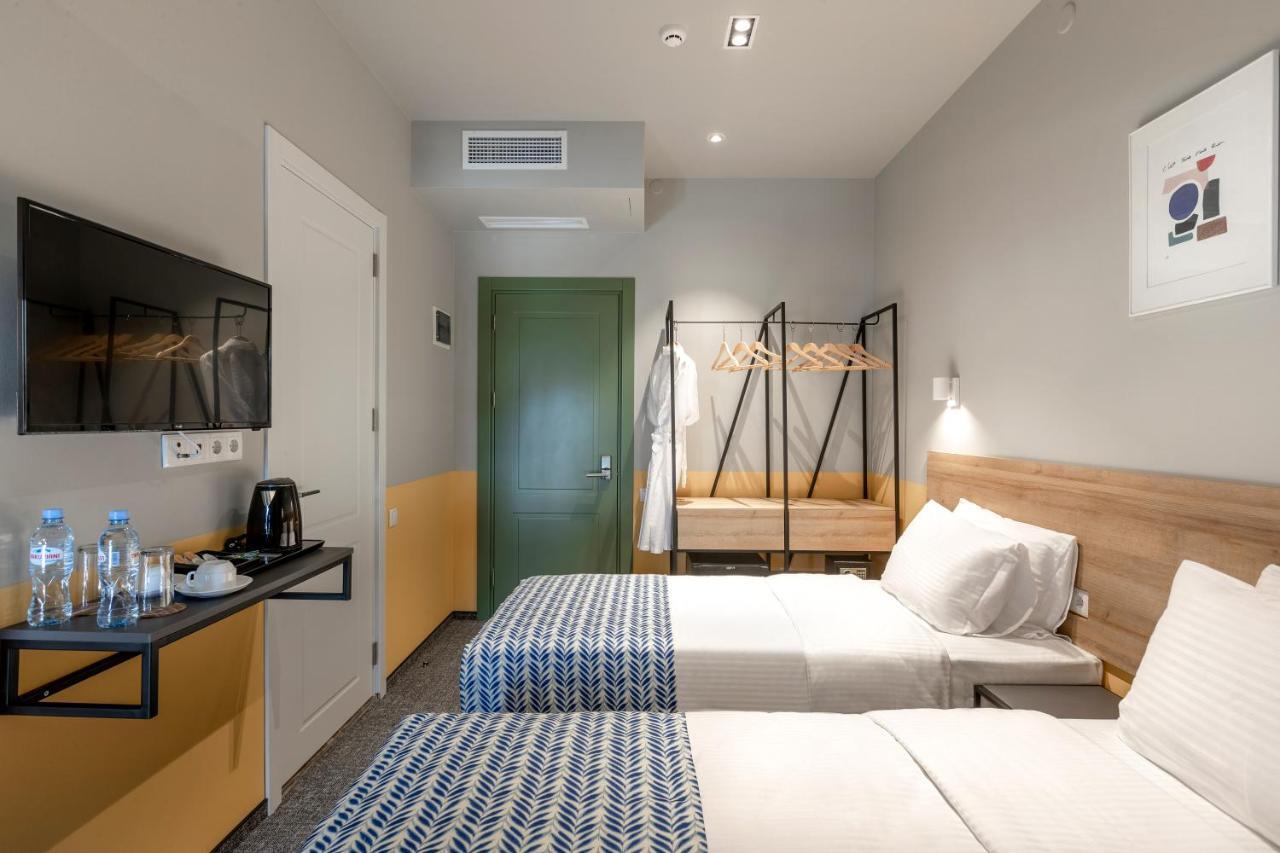 Vera Hills Boutique Hotel ティビリシ エクステリア 写真